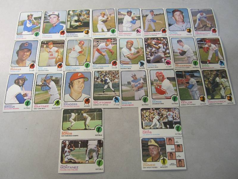 Lot of 28 Baseball Cards 1973  FS...