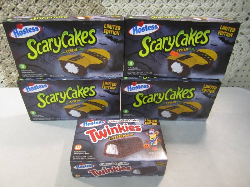 Lot of 4 Boxes Hostess Scary Cakes ...