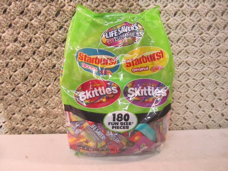 Large Bag of Mixed Candy 180 Pieces...