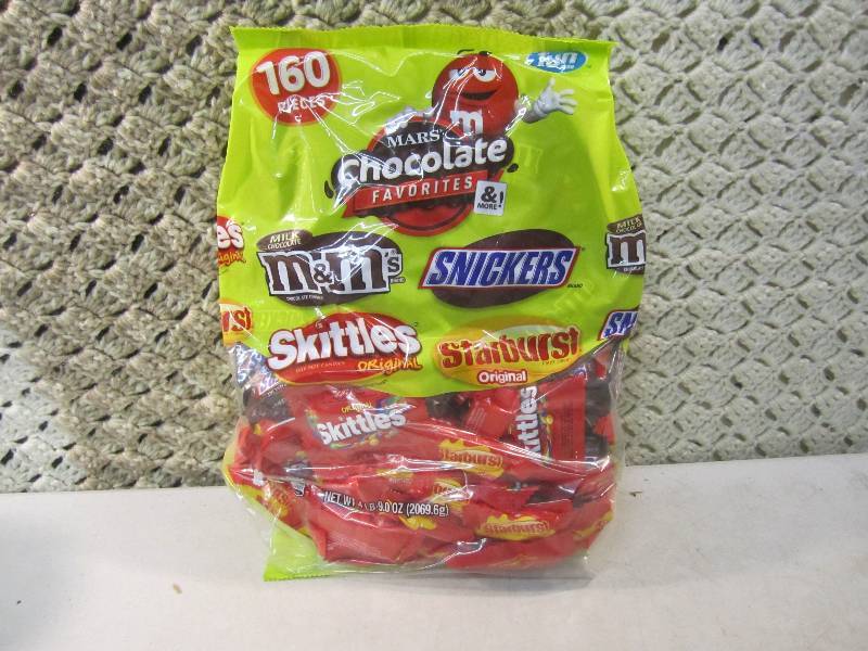 Large Bag of Mixed Candy 160 Pieces...