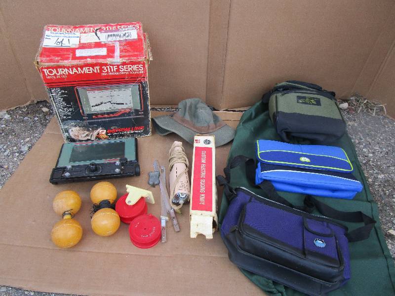 Various Fishing Items Depth Finder Has No Chords
