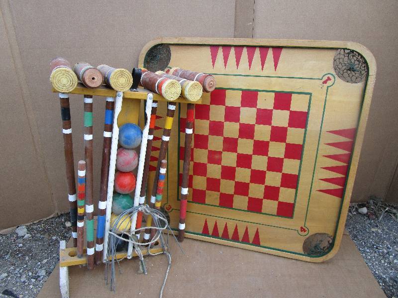 Carrom Board and Crochet Set