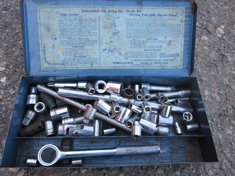 Sockets and Rachets in Metal Box