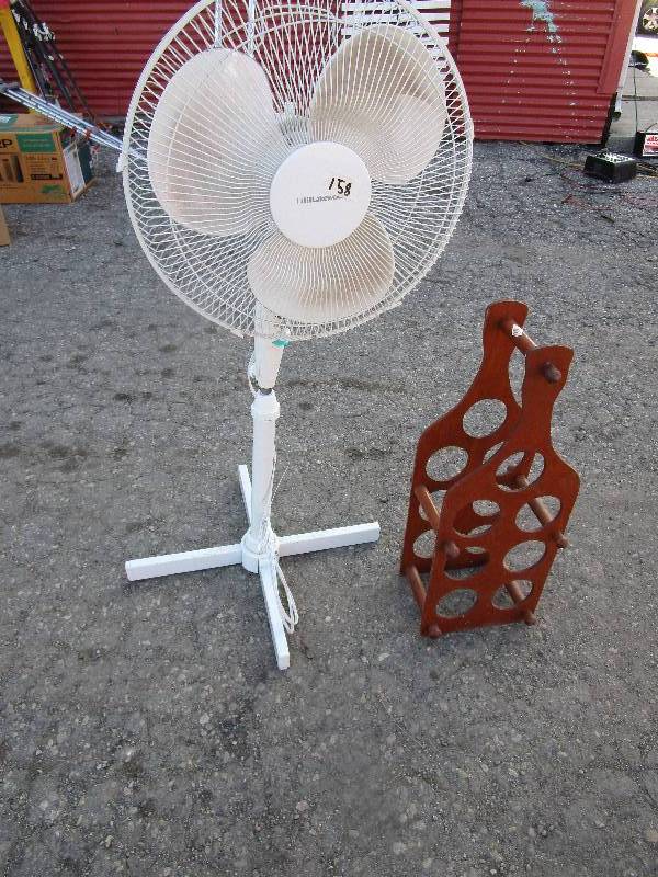 Stand Up Fan and Wine Rack