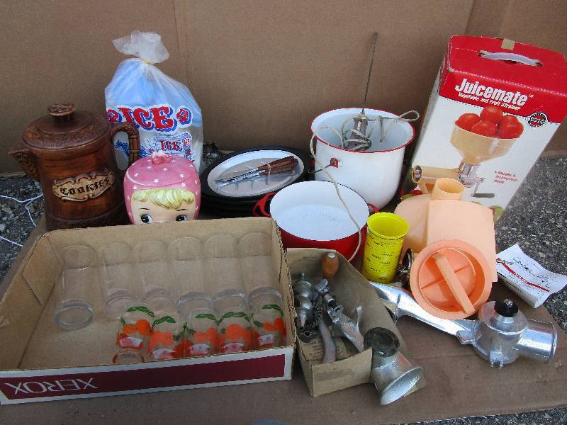 Glasses, Meat Grinder, Cookie Jars with damage see pictures and Various Kitchen Stuff