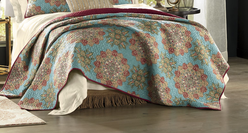 lot 384 image: Sumba Oversized Quilt Twin open box...