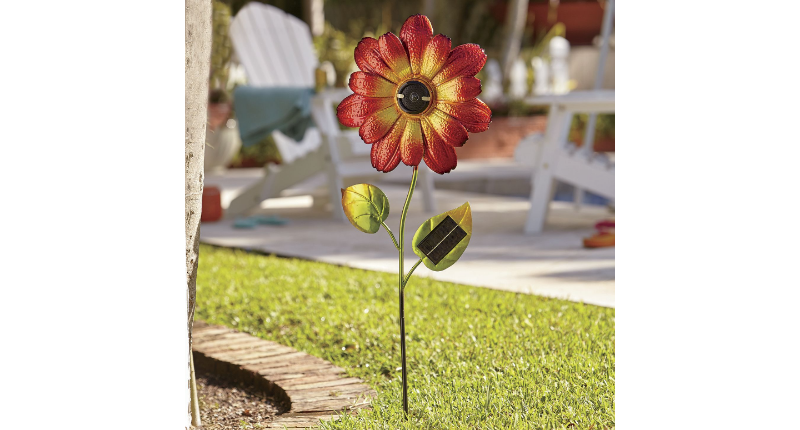 lot 386 image: Solar Bluetooth Flower open box, un...