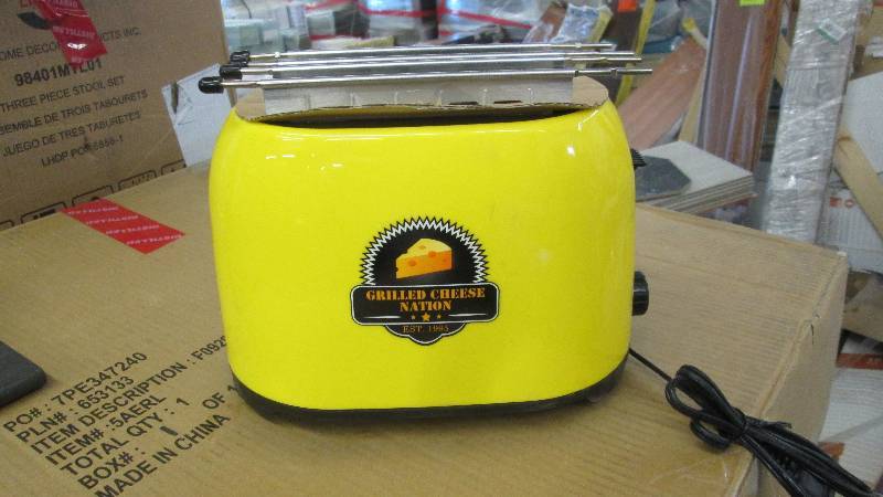 lot 1 image: Grilled Cheese Toaster open box, he...
