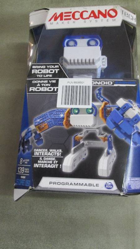 lot 29 image: Meccano Micronoid - Blue Basher ...