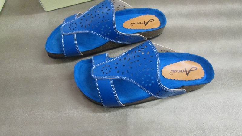 lot 36 image: Annie Shoes Slide Sandals Size 8.5W...