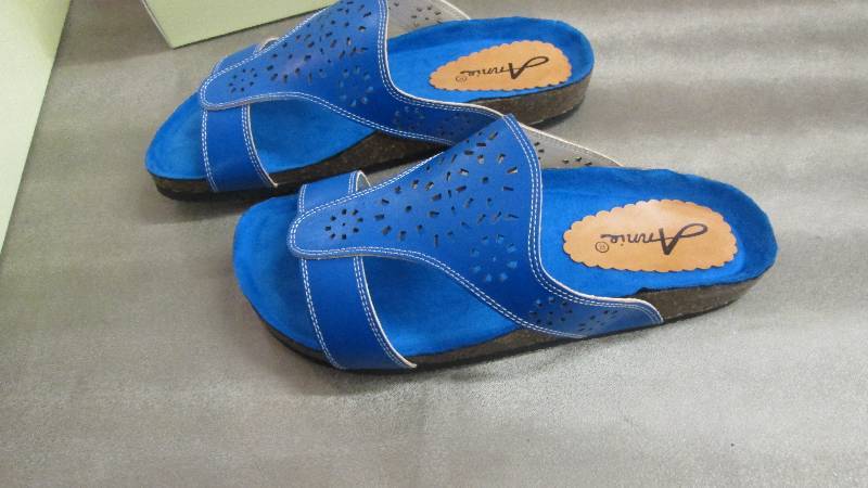 lot 37 image: Annie Shoes Slide Sandals Size 8.5W...