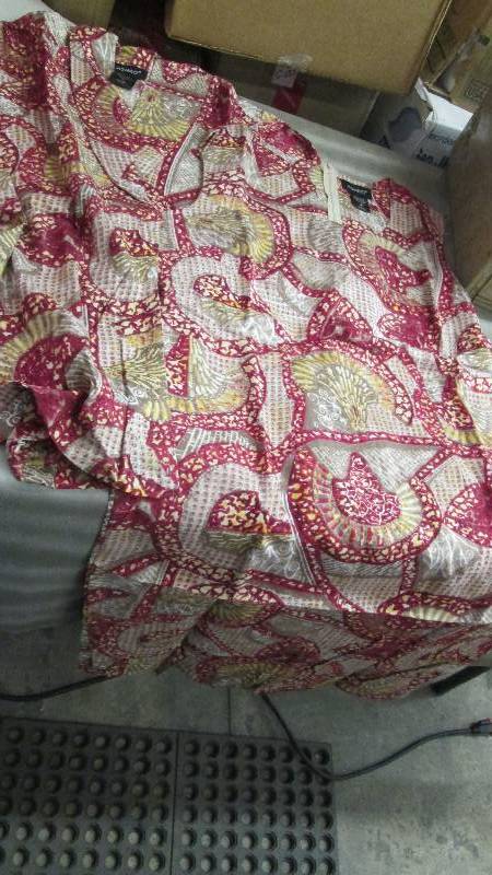 lot 50 image: Ashro Size 16 2 Piece Sleeveless D...