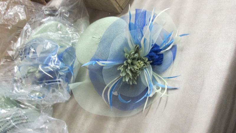 lot 53 image: Lot of 2 Ashro Ladies Hats...