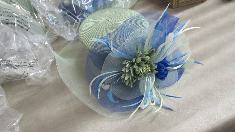 lot 54 image: Lot of 2 Ashro Ladies Hats...