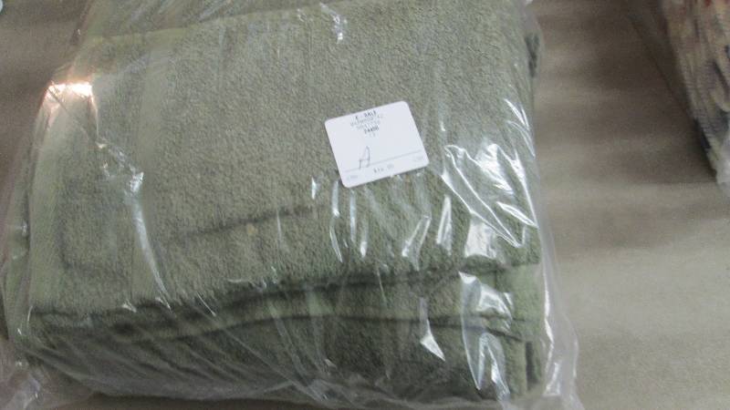 lot 63 image: Green Towel Set Retail $44.95...
