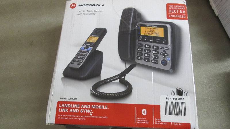 lot 78 image: Motorola Dect 6.0 CordedCordless P...