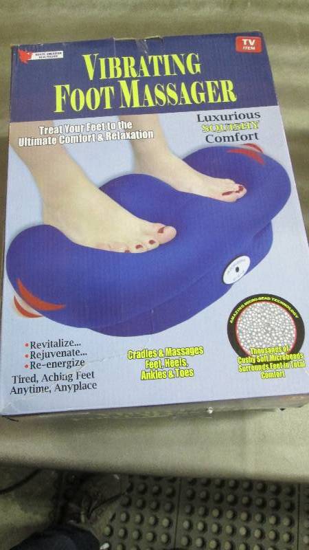 lot 104 image: Vibrating Foot Massager...