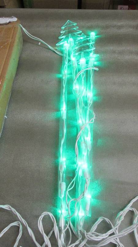 lot 106 image: LED Pine Spike Lights- tested Retai...