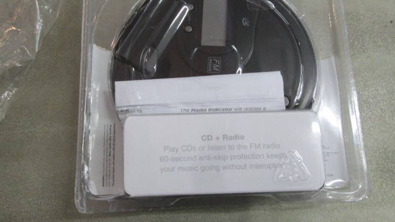 lot 112 image: GPX CD Radio open box Retail $39.99...
