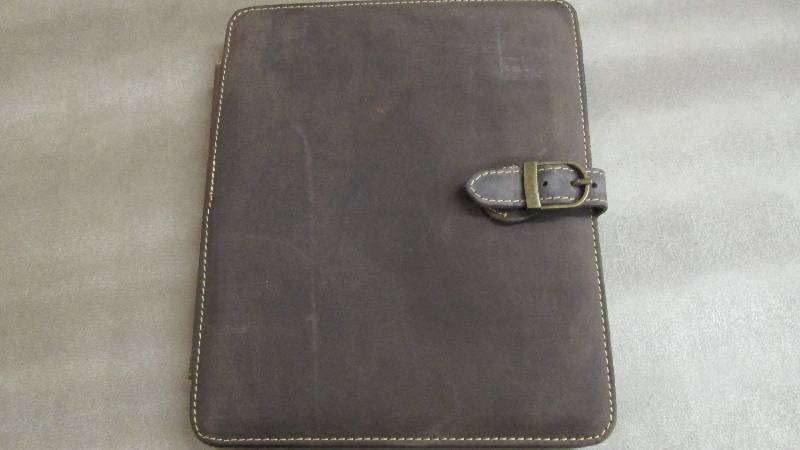 lot 225 image: Canyon Outback Bear Canyon Media Ho...