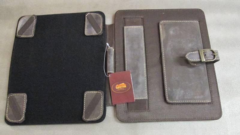 lot 226 image: Canyon Outback Bear Canyon Media Ho...