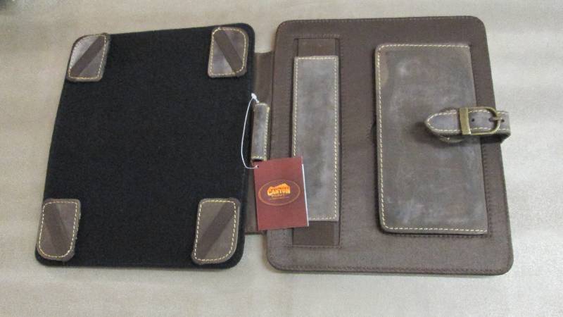 lot 236 image: Canyon Outback Bear Canyon Media Ho...