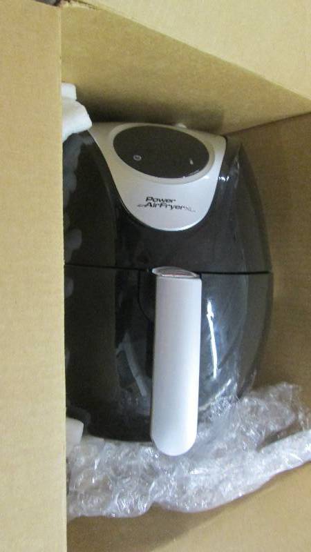 lot 238 image: 5.3-Qt. Power Air Fryer XL open box...
