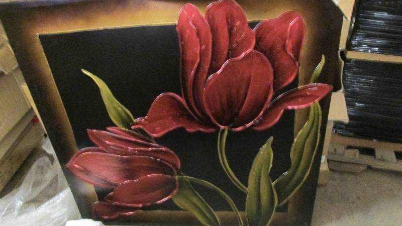 lot 253 image: Tulip Wall Art, broken wood back Re...