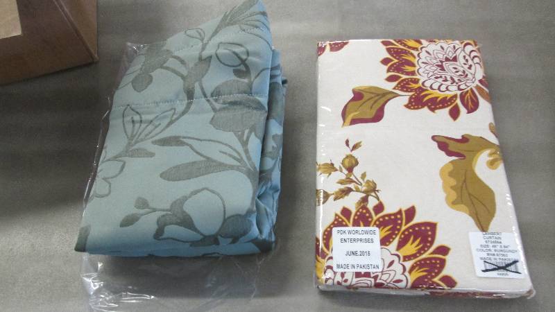 lot 319 image: Lot of 2 Curtains...