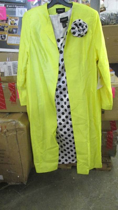 lot 347 image: Ashro Bright Yellow Long Jacket wit...