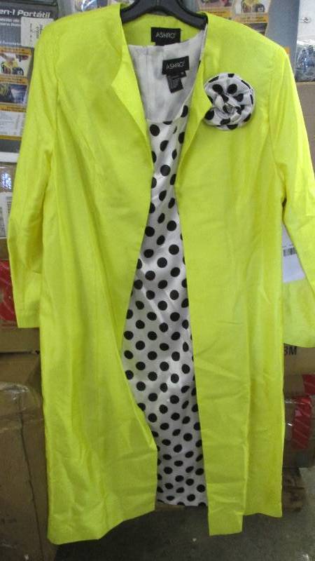 lot 350 image: Ashro Bright Yellow Long Jacket wit...