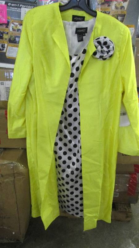 lot 353 image: Ashro Bright Yellow Long Jacket wit...