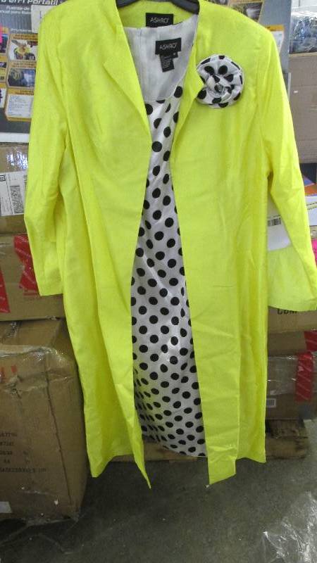 lot 354 image: Ashro Bright Yellow Long Jacket wit...
