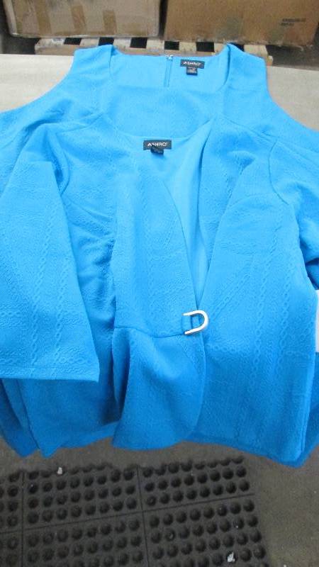 lot 393 image: Ashro 2 Piece 3X Dress Set...