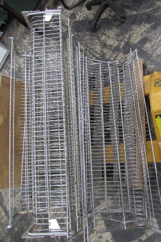 lot 351 image: WIRE SHELVING  RACKING