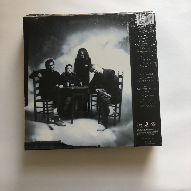 lot 332 image: Soul Asylum   Grave Dancers Union RSD COLORED VINYL ( LOT OF 6 )