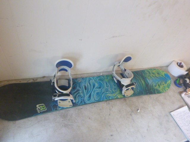 lot 12 image: Burton Ross Power Snowboard