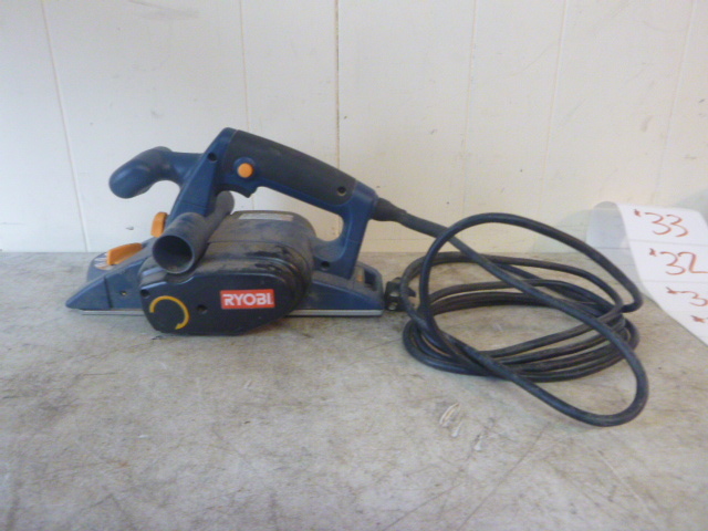 lot 26 image: Ryobi Hand Planner