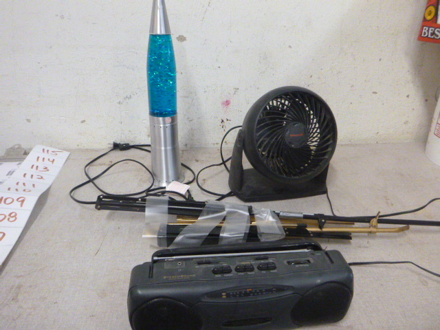 lot 102 image: Miscellaneous Items