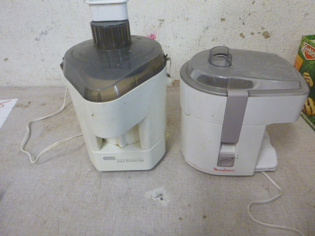 lot 104 image: Juicer and Food Chopper