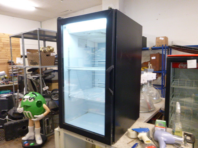lot 1 image: Coca Cola Countertop Cooler