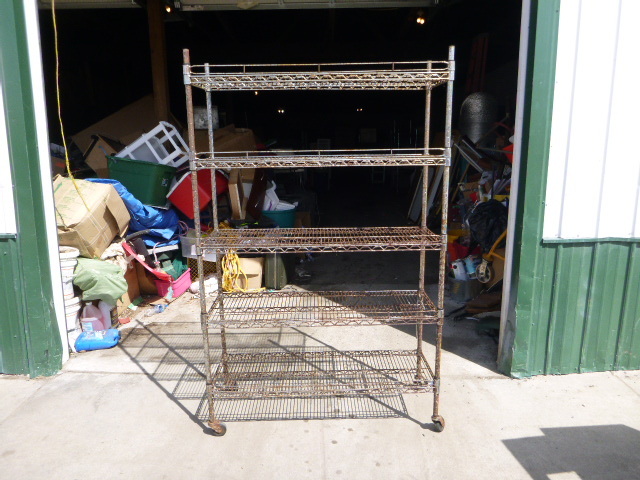 lot 136 image: Wire Shelving on Wheels