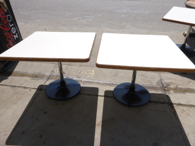 lot 153 image: 2 Square Tables