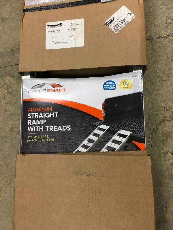 CargoSmart Aluminum Straight Ramp with Treads 1250lbs Per Pair New
