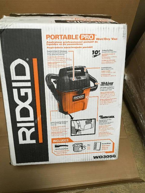 Rigid 3 Gal Portable WetDry Vacuum no used with broken handle