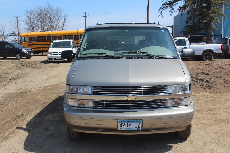 2001 Chevrolet Astro Van AWD