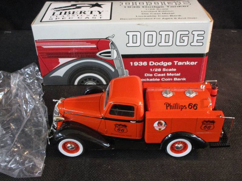 lot 4 image: 1936 Dodge Tanker Truck , 128th Scale By SPEC CAST