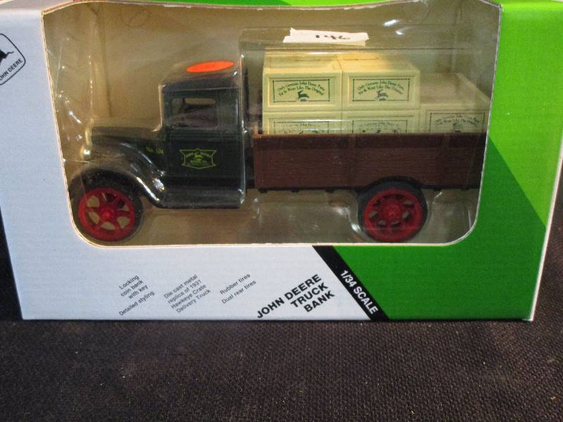 lot 19 image: John Deere #104 Truck Bank by ERTL #5687