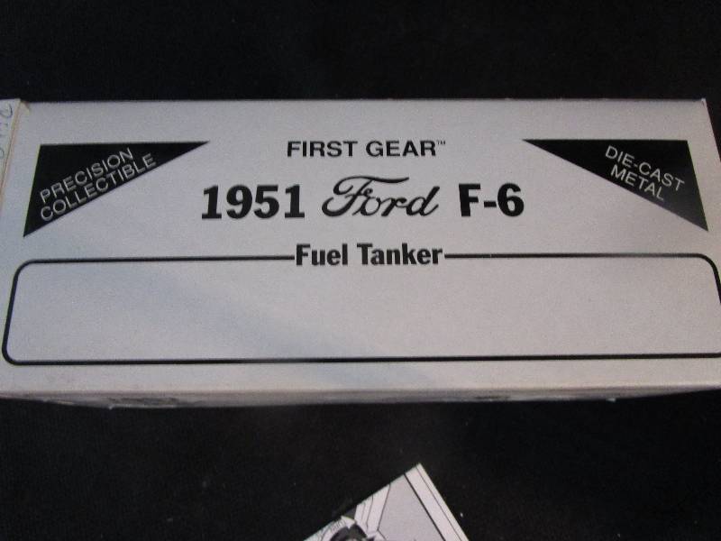 lot 31 image: 51 Ford F-6 Fuel Tanker Precicion Collectible by First Gear 134 Scale