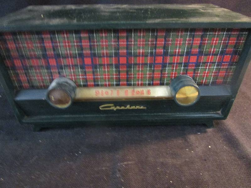 lot 92 image: Radio